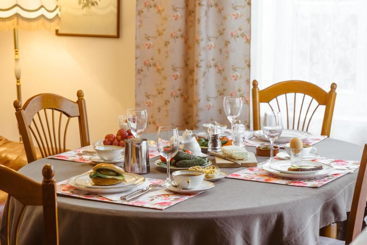 Отели типа «постель и завтрак» The Secret Garden Boutique B&B Вильнюс-23
