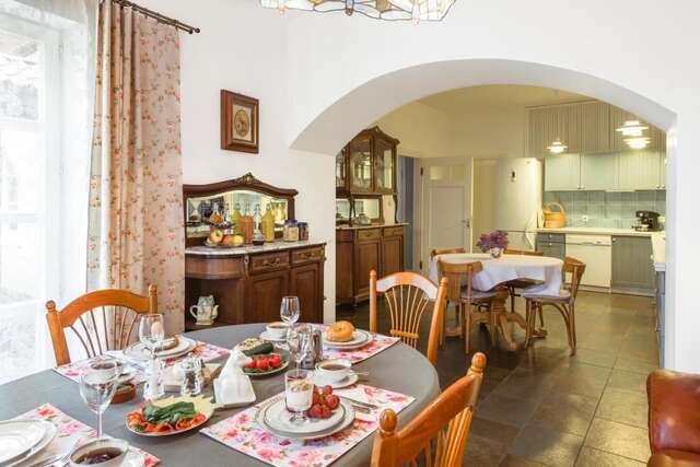 Отели типа «постель и завтрак» The Secret Garden Boutique B&B Вильнюс-23