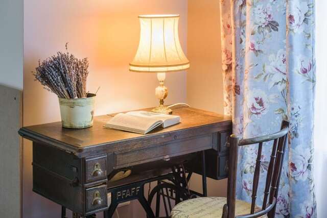 Отели типа «постель и завтрак» The Secret Garden Boutique B&B Вильнюс-36
